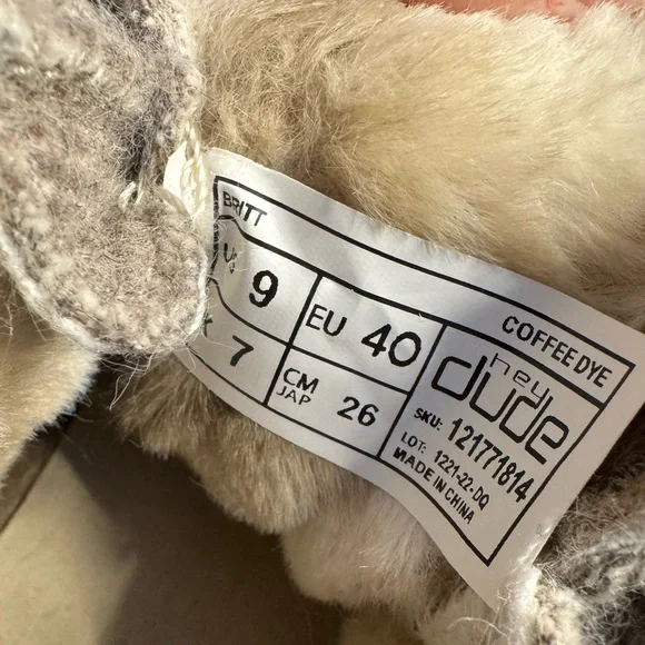 HeyDude size 9 women’s - excellent condition - Picture 5 of 5